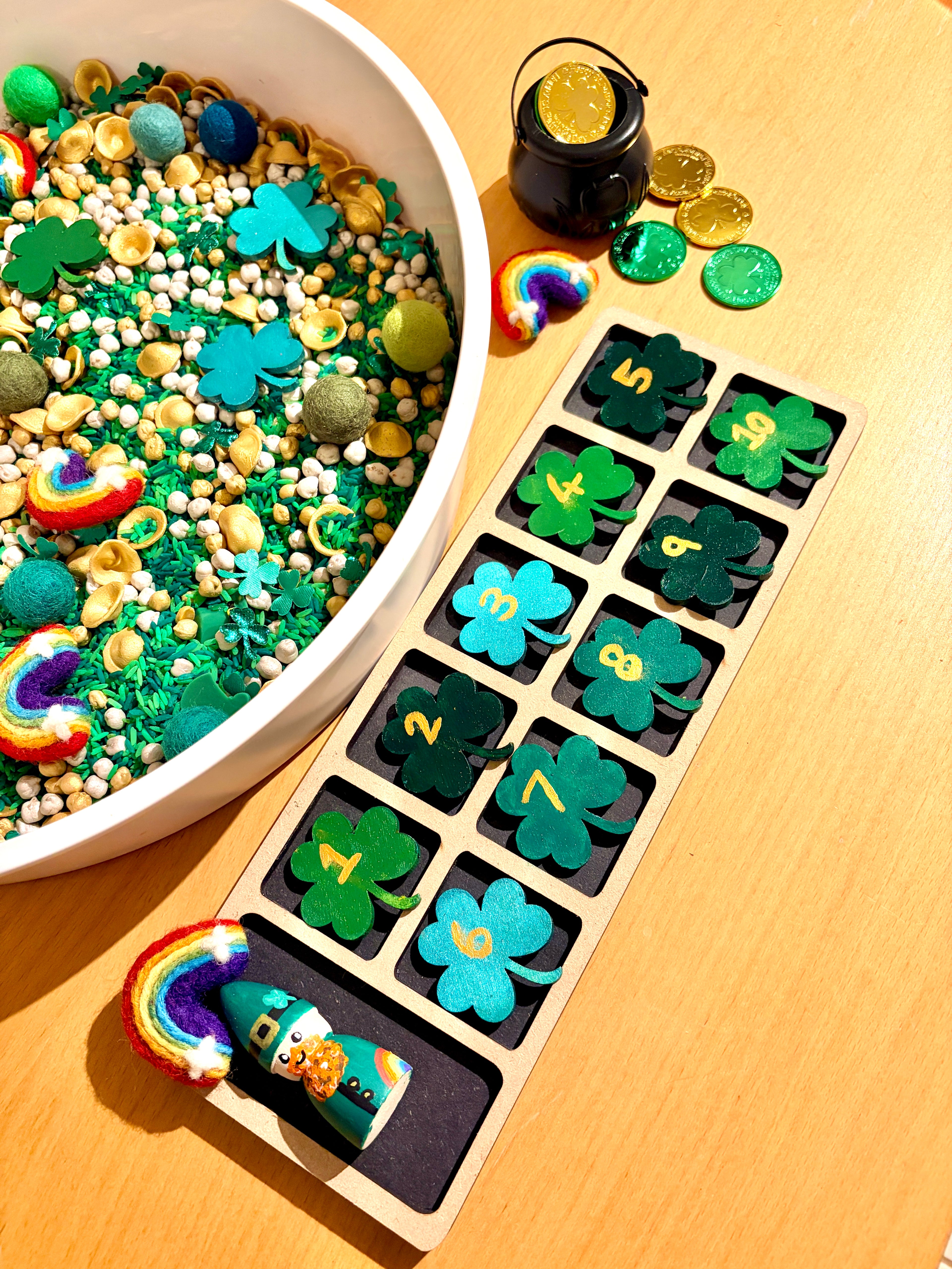 Wooden Shamrock Counters (set of 10)